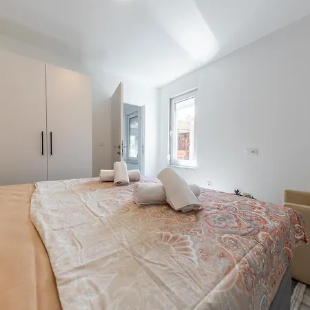 Grey Pearl Old Town With Free Parking Διαμέρισμα Μόσταρ